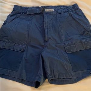 Columbia PFG halfmoon shorts